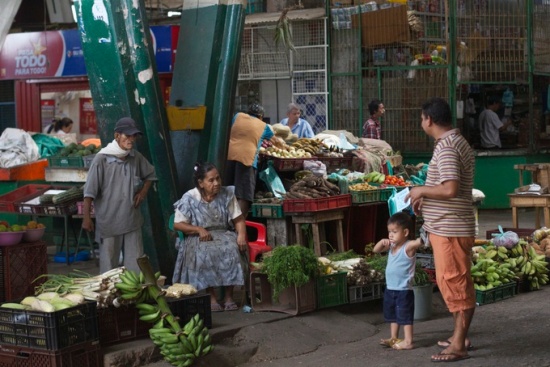 Market sellers, Girardot, Colombia