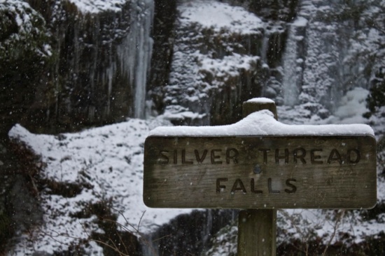 Silver Thread Falls sign winter
